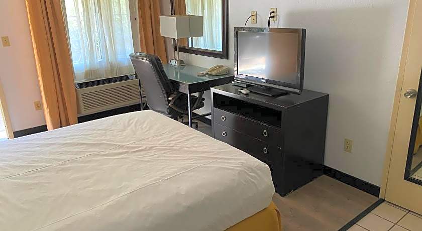 Hotel Silver Lake