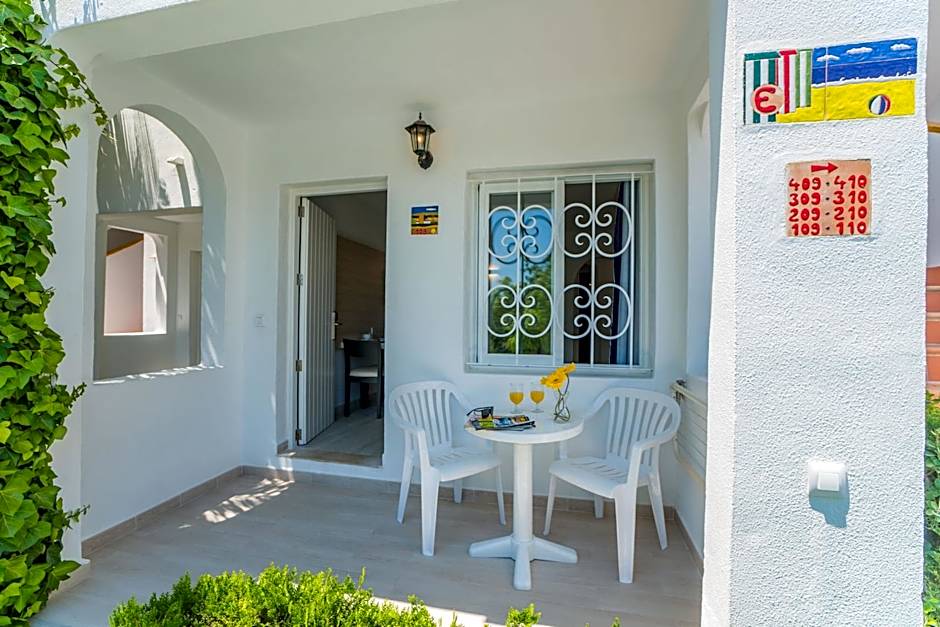 Aparthotel Holiday Center