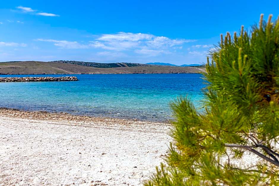 Seaside Guesthouse by JR City Apartments