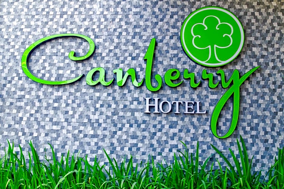 Canberry Hotel