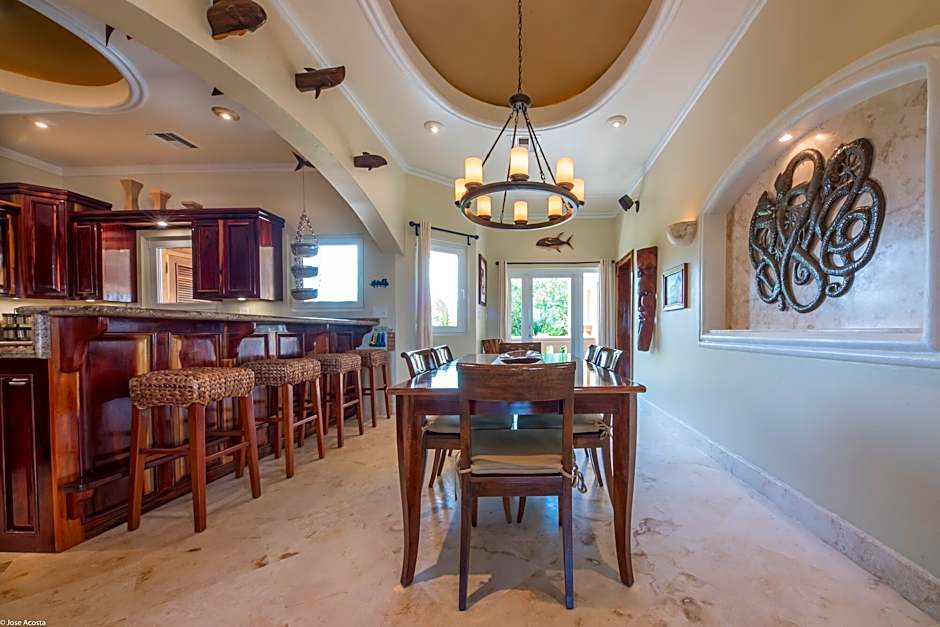 Belizean Cove Estates