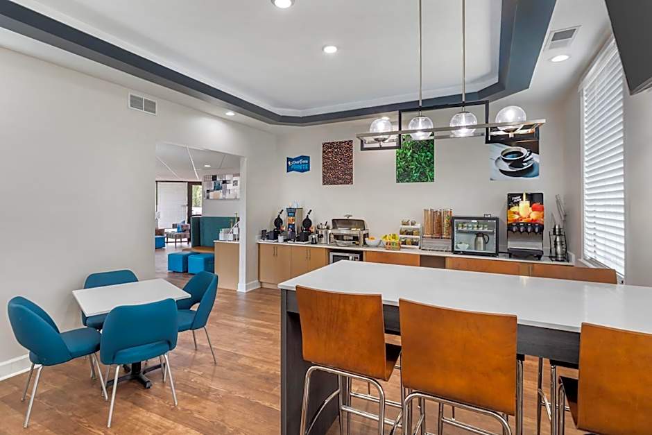 Clarion Pointe Morrow - Atlanta South