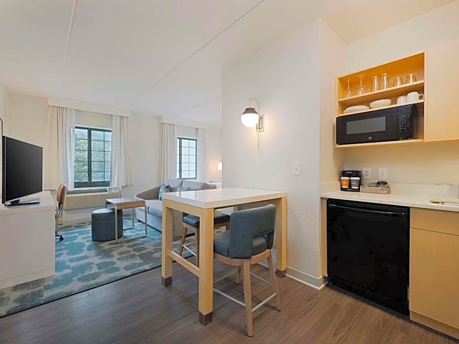 Parsippany Suites Hotel