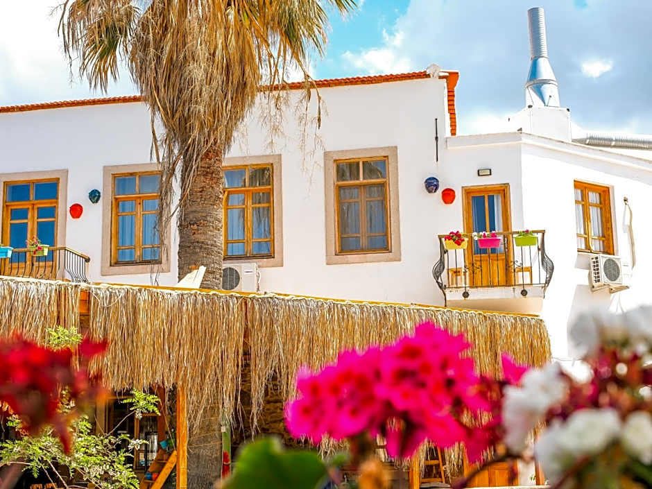 Çeşme Pürhayal Pansiyon