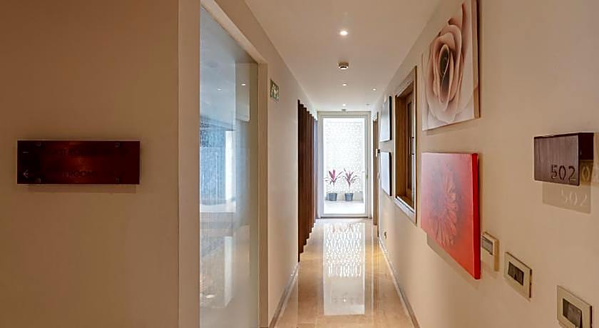 Hotel Saket 27