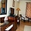 New Safari Hotel