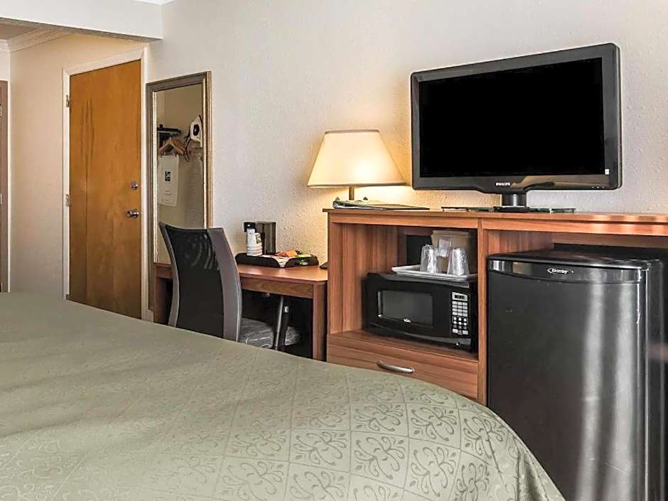 Quality Inn