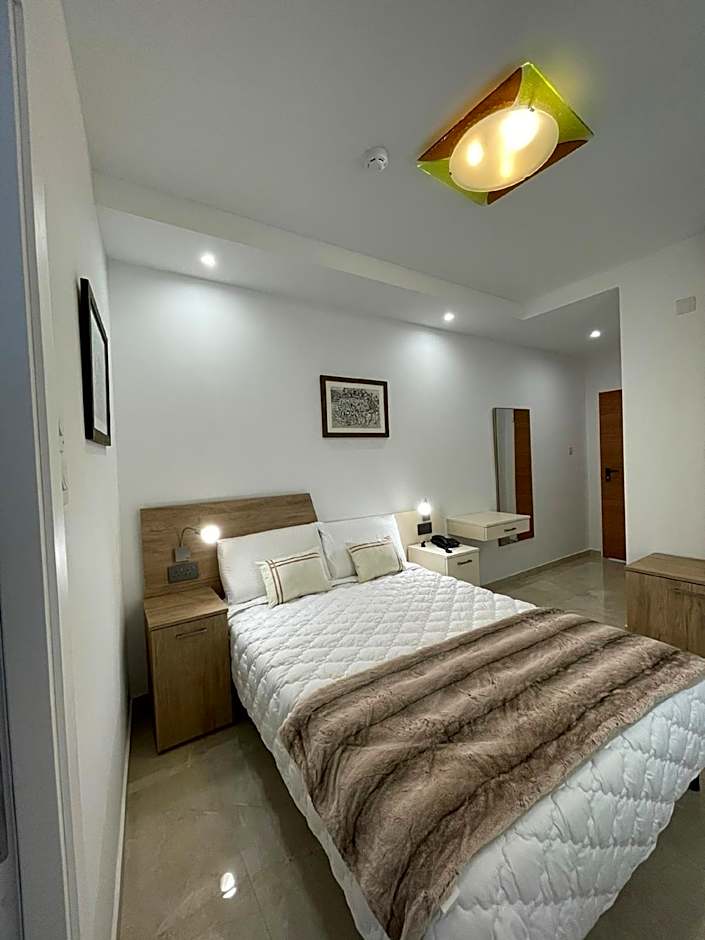 La Reggia Seaview Guesthouse