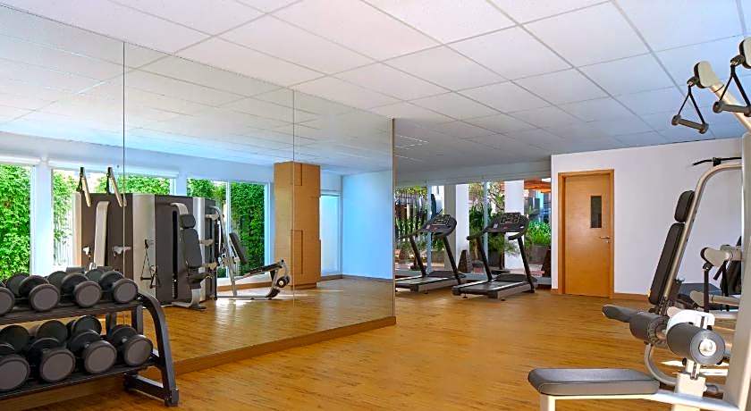 Fairfield by Marriott Bali Kuta Sunset Road