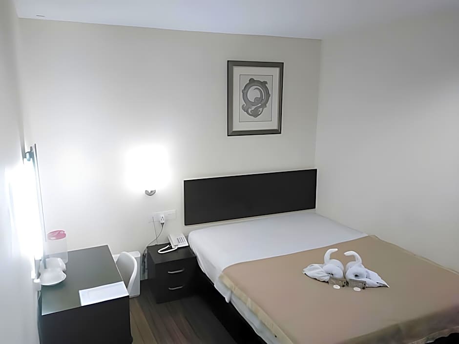 So Hotel