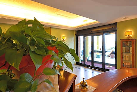 Sun Hotel