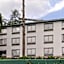 Honeymoon Inn