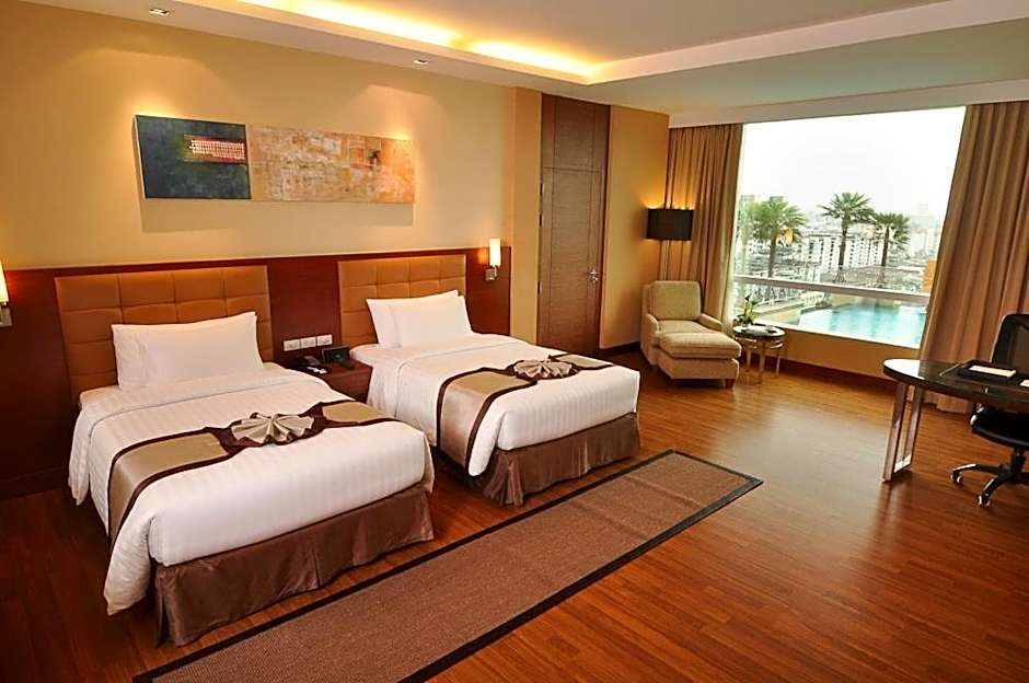 Photo 1 of 4 of Deluxe Grand 2 Beds
