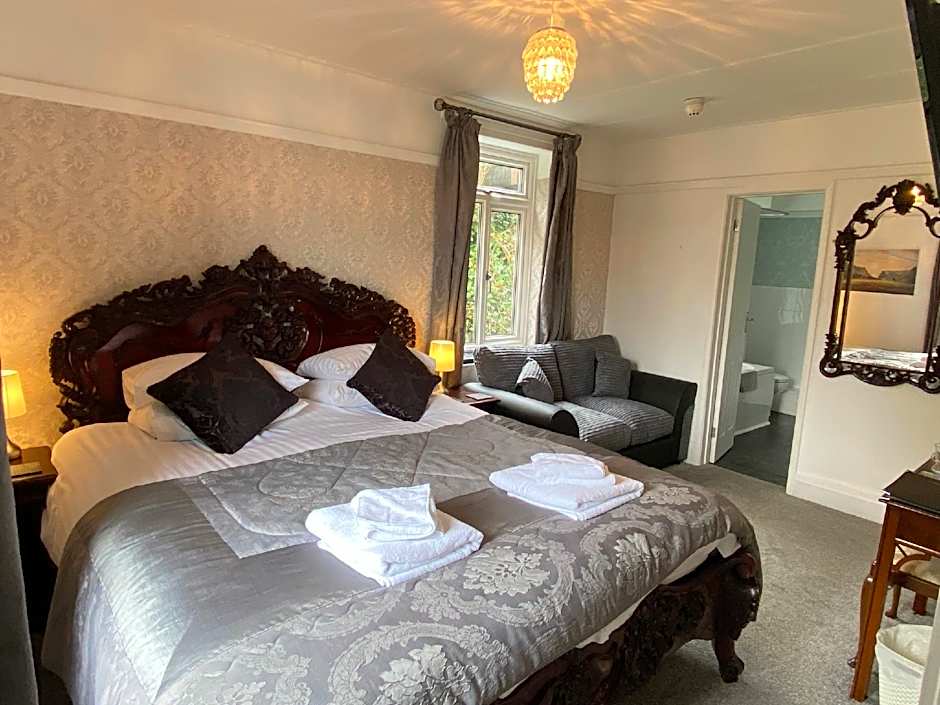 The North Cliff Hotel