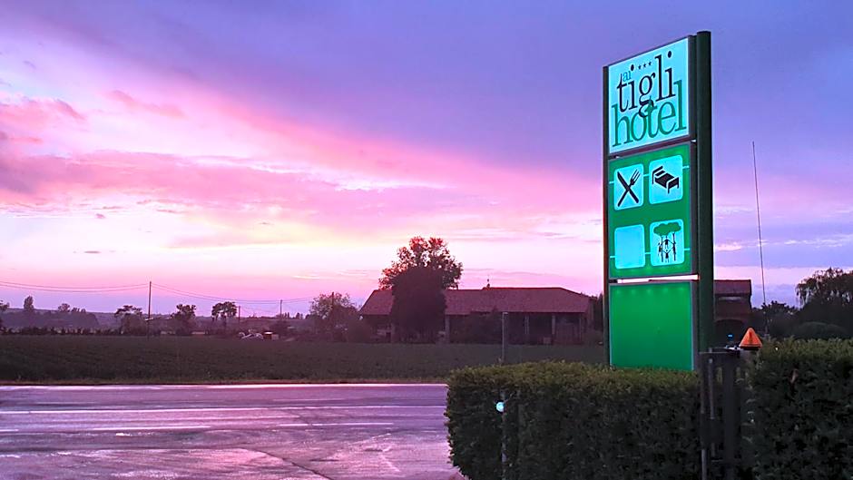 HOTEL AI TIGLI