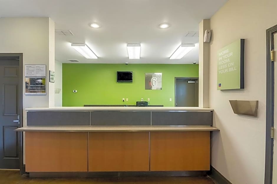 Studio 6-Lubbock, TX - Medical Center