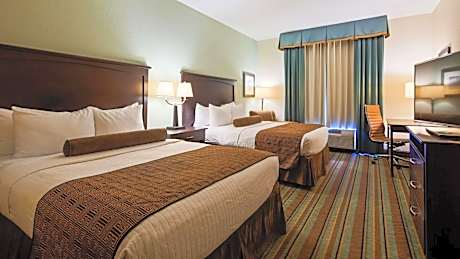 Queen Room with Two Queen Beds - Disability Access