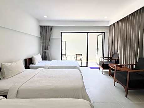 Small Twin Room