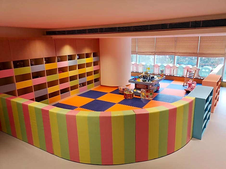 Crowne Plaza Zhuhai City Center By IHG