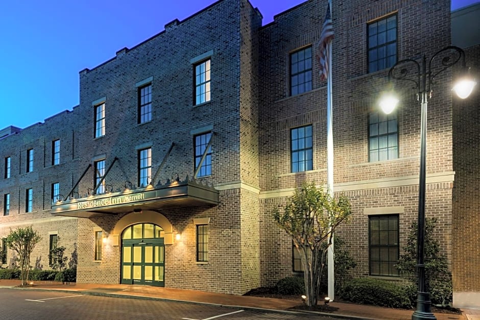 Residence Inn Savannah Downtown Historic District