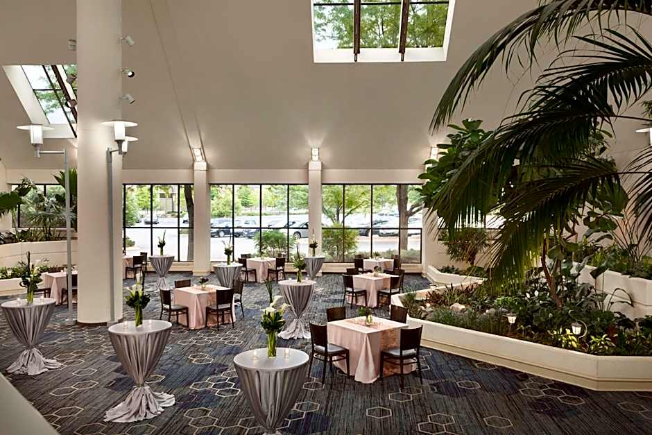 DoubleTree By Hilton Hotel Minneapolis Park Place