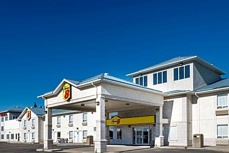 Super 8 by Wyndham Vermilion AB