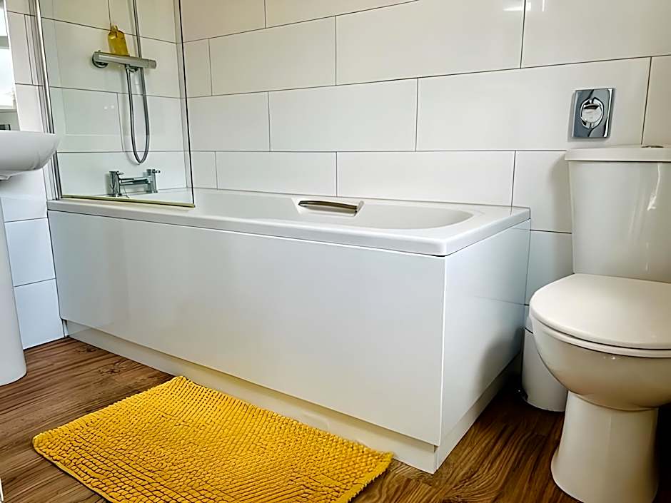 Hollicarrs - Newlands