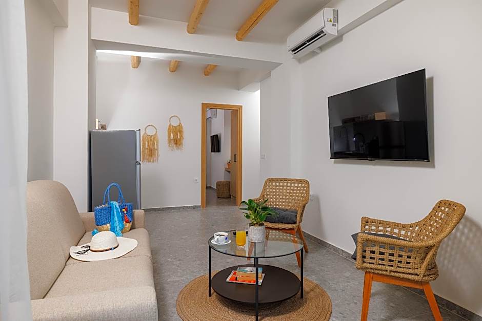 Soho SeaFront Suites