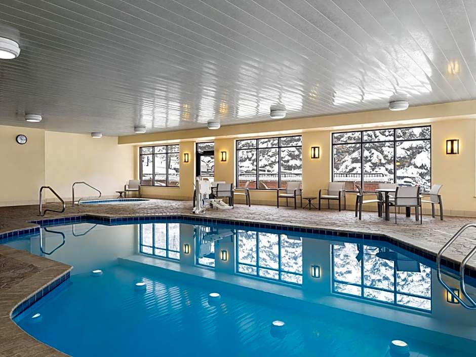 HOLIDAY INN EXPRESS MEADVILLE By IHG