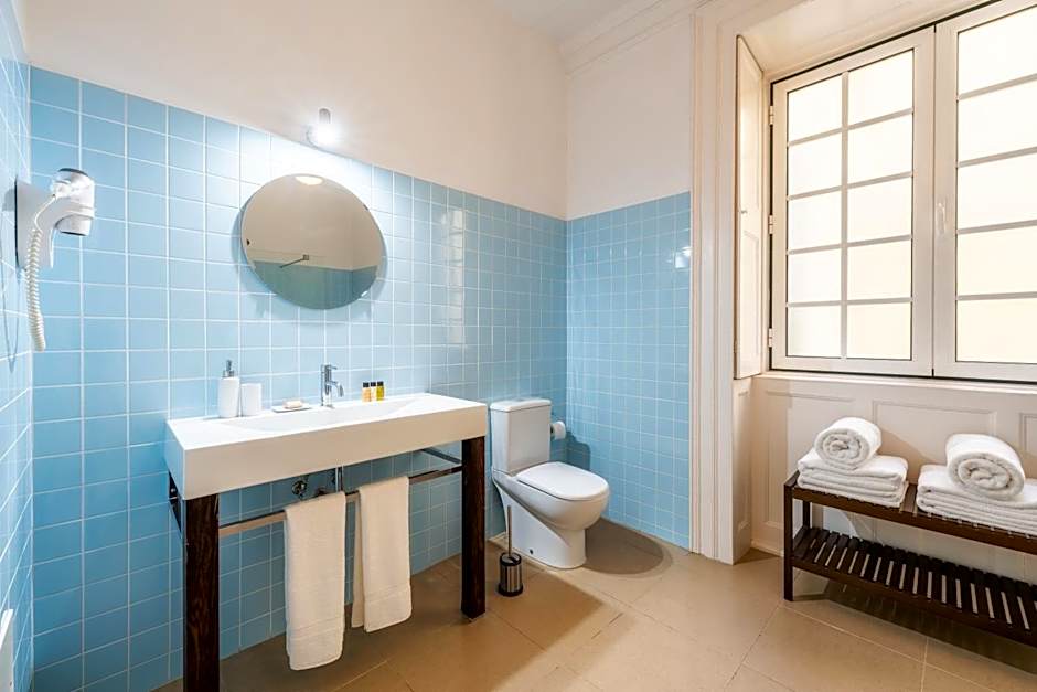 The Wine Lodges by An Island Apart