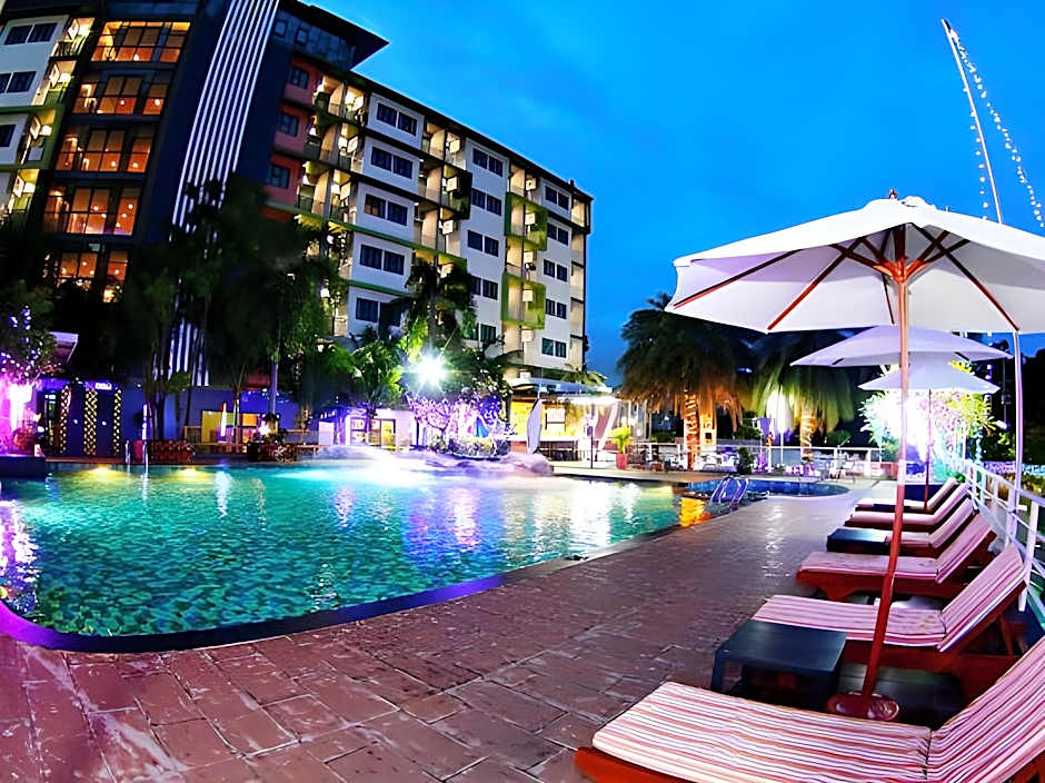 Arthitaya Green Nature Hotel & Lakkhana Poolside Resort