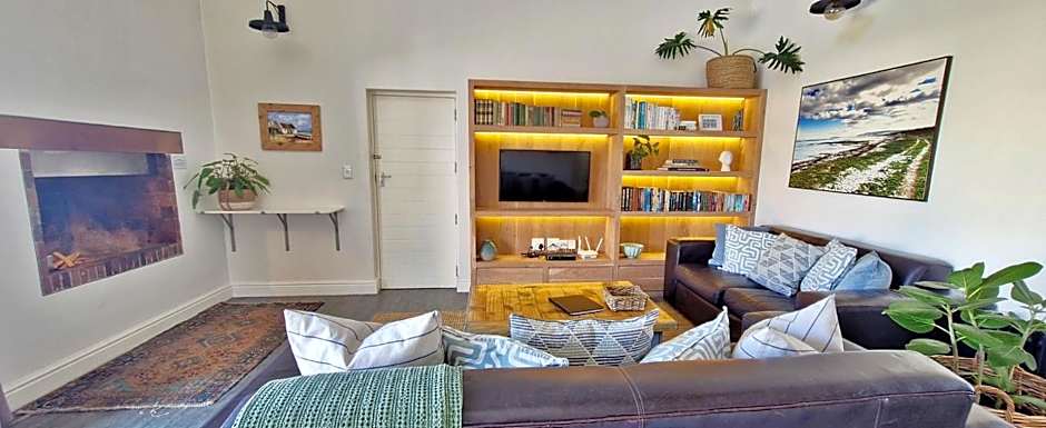 Amia House Struisbaai