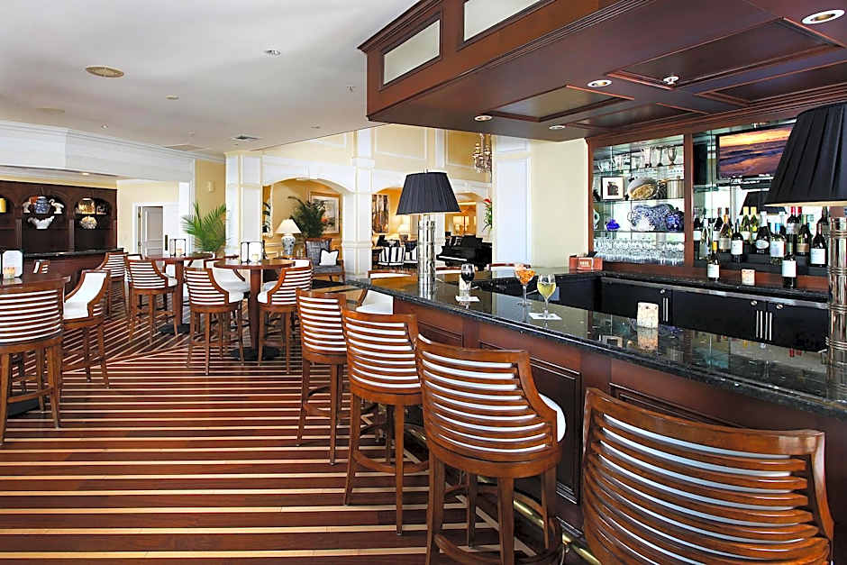 Inn at Pelican Bay
