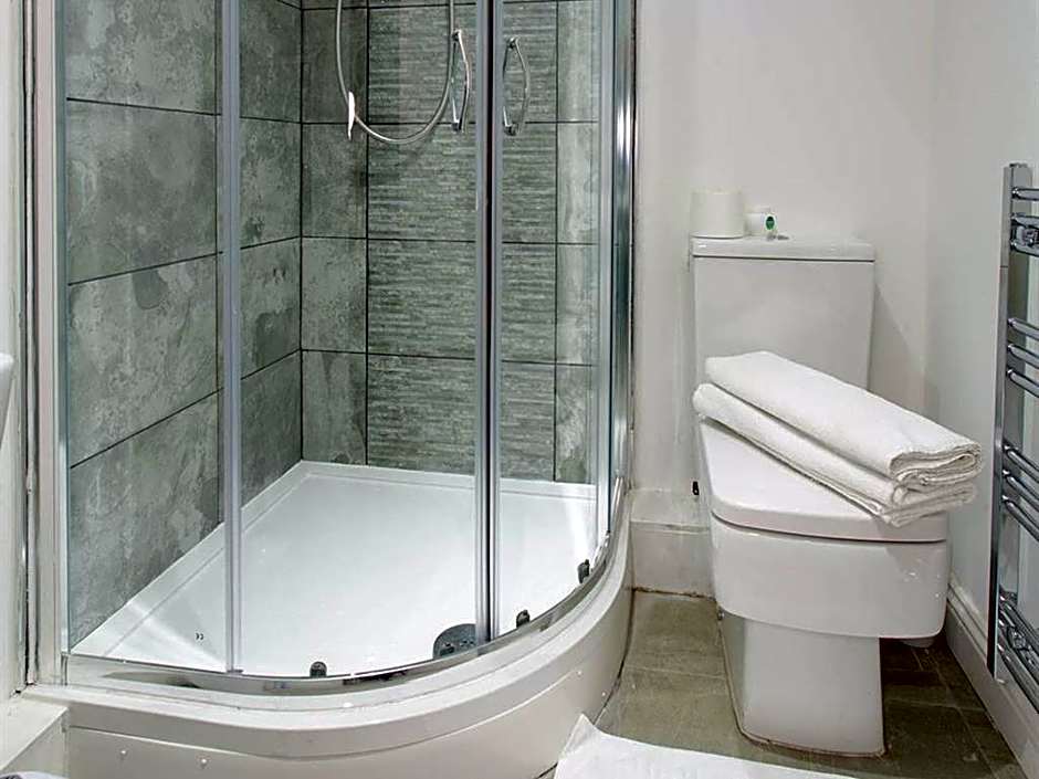 Shaftesbury Apartments