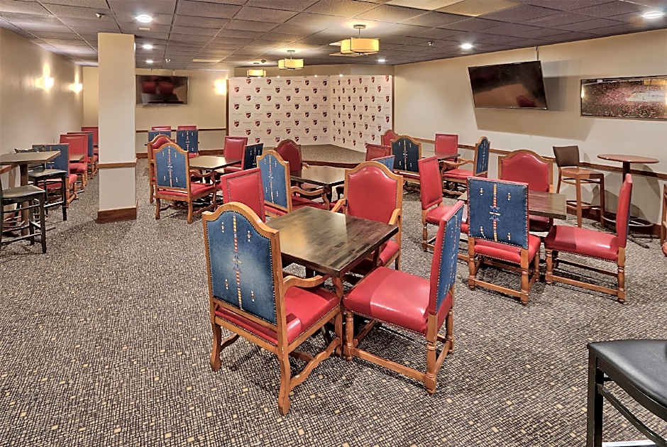 Ramada by Wyndham Albuquerque Midtown