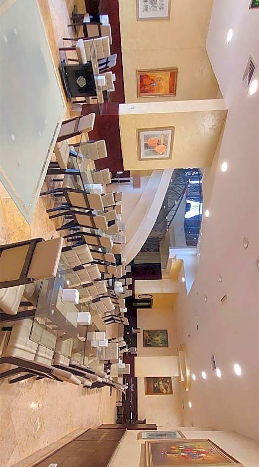 Le Vendome Hotel