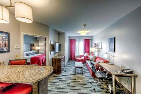 One-Bedroom King Suite