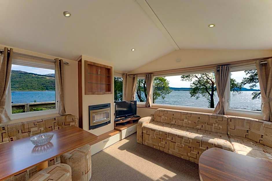 Appin Holiday Homes -Caravans, Lodges, Shepherds Hut and Train Carriage stays