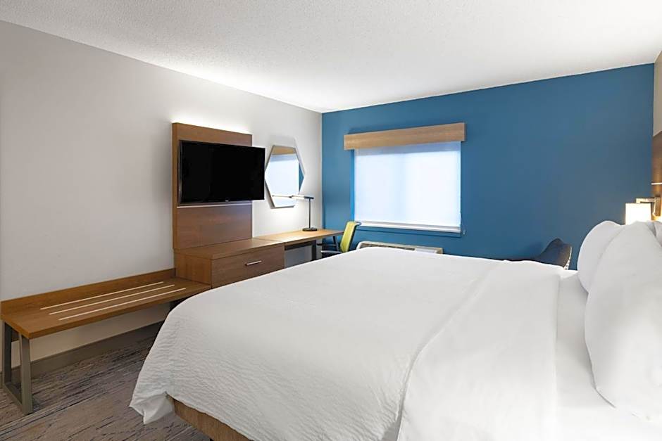 Holiday Inn Express Sheboygan-Kohler / I-43 By IHG