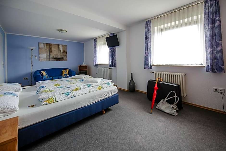 Villa Bruderfels, Garni