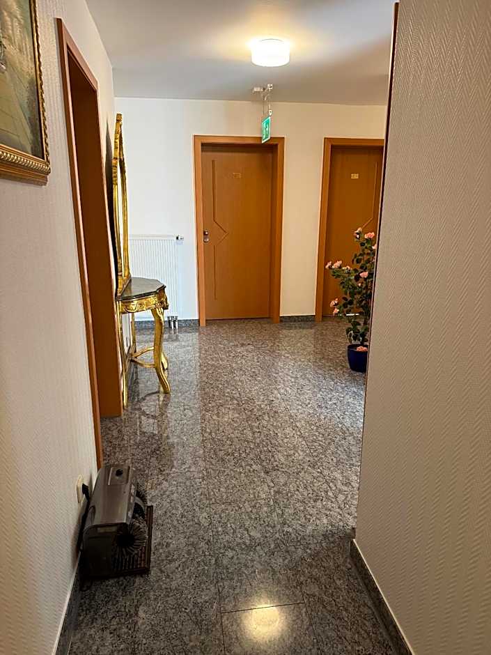 Hotel & Restaurant Garda