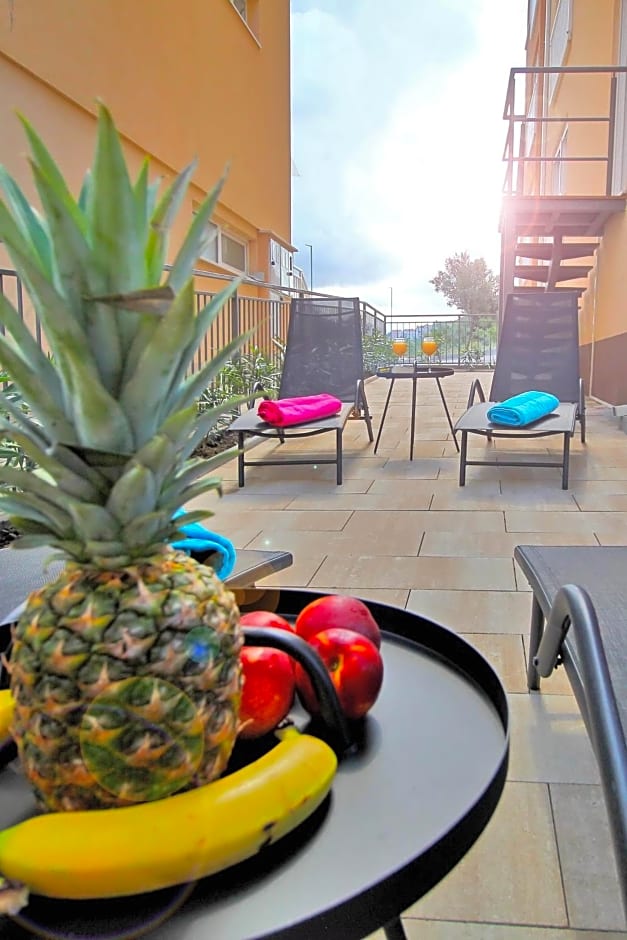 Bacan Family Apartments