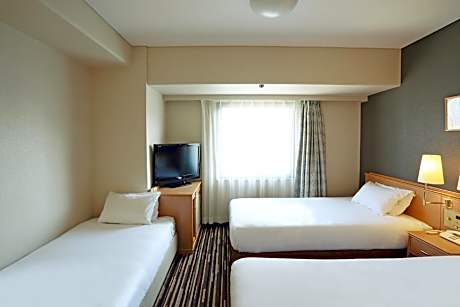 Triple Room - Non-Smoking