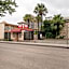 OYO Hotel & Apartments Houston Galleria