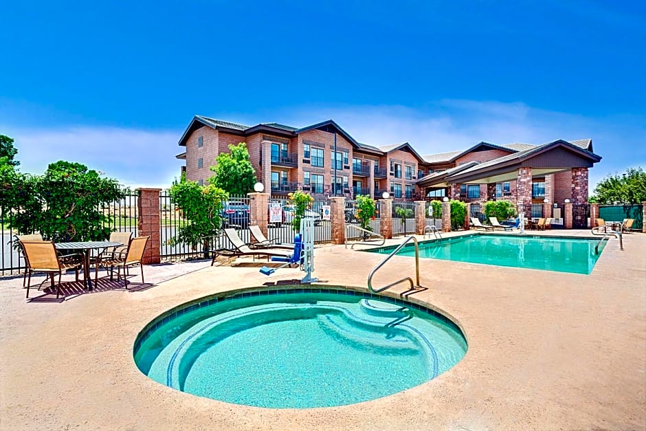 Days Inn & Suites by Wyndham Page Lake Powell