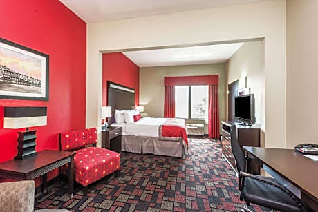 Deluxe King Room - Non-Smoking