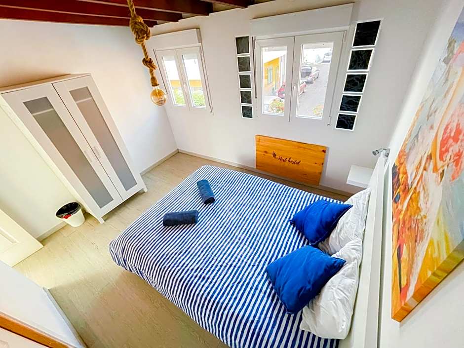 Puerto Nest Hostel