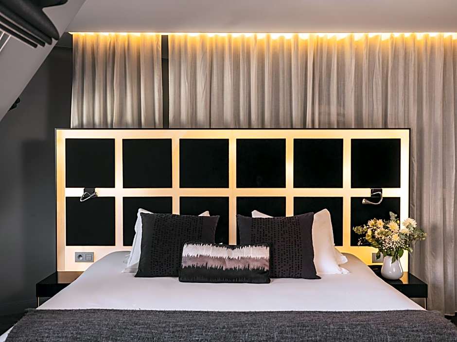 Legend Hôtel Paris