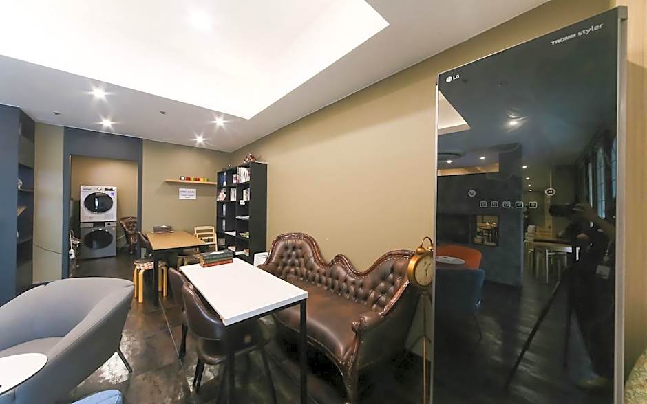 Changwon Sangnam-dong CNN Hotel