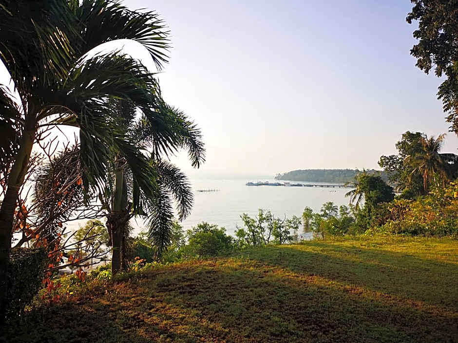 Sea Breeze @ Koh Mak